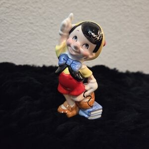 Vintage Walt Disney Productions Pinocchio Ceramic Figurine Japan 4.5”